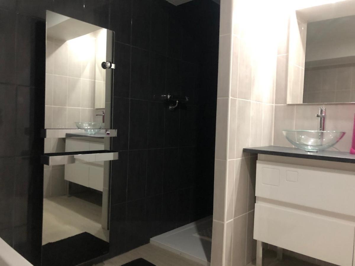 Les Villas D'Hannogne Luaran gambar