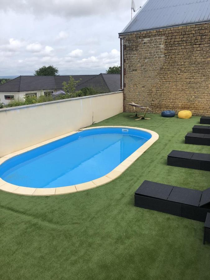 Les Villas D'Hannogne Luaran gambar